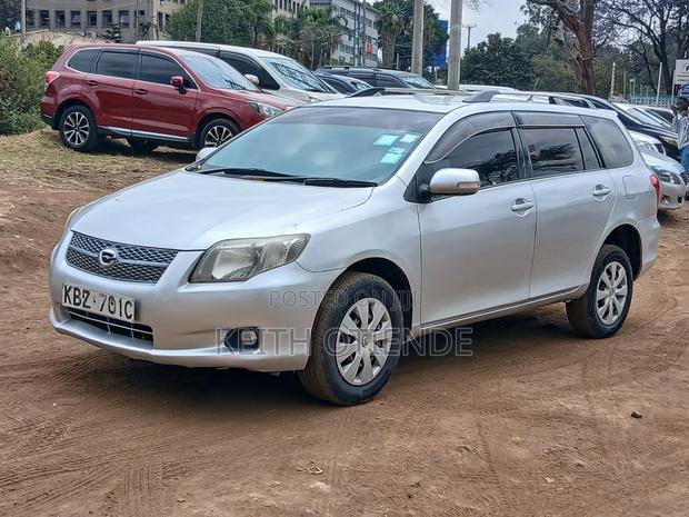Toyota Corolla Fielder 1.5 Petrol FWD 2007 Silver