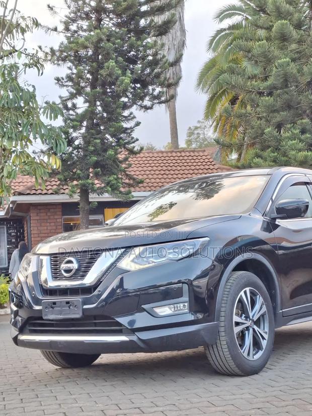 Nissan X-Trail 2.0 Hybrid AWD 2019 Black