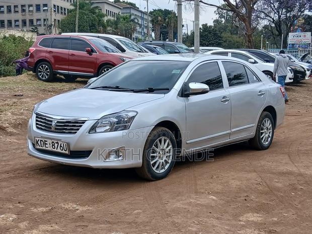 Toyota Premio 1.8 FWD 2013 Silver