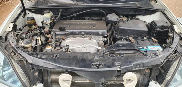 Toyota Harrier 2005