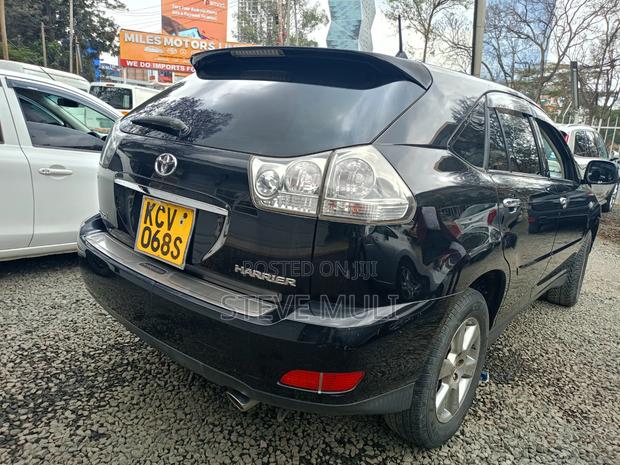 Toyota Harrier 2.4 2012 Black