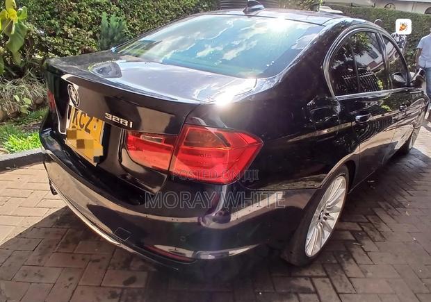 BMW 328i 2013 Blue