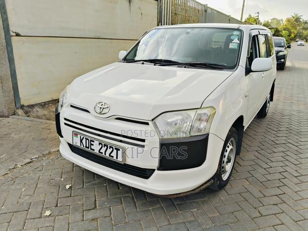 Toyota Probox 1.5 DX Comfort 2WD 2016 White