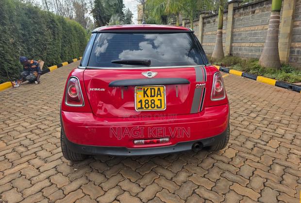 Mini Cooper 2013 Red