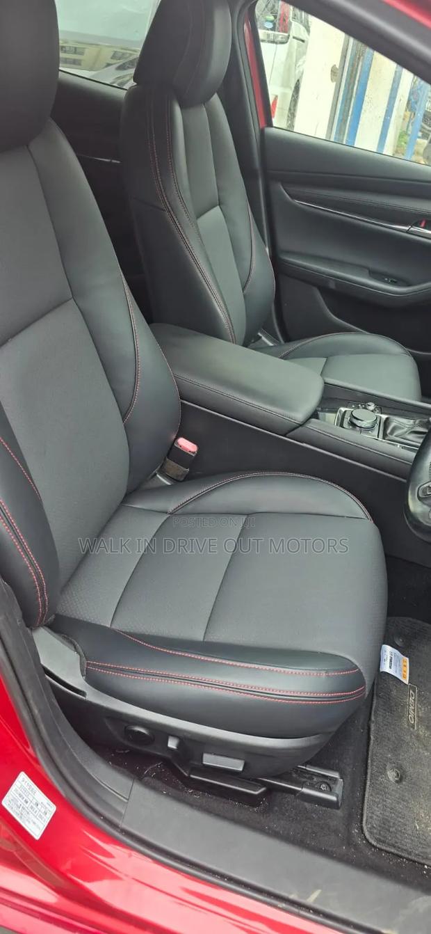 Mazda 3 2019 Red