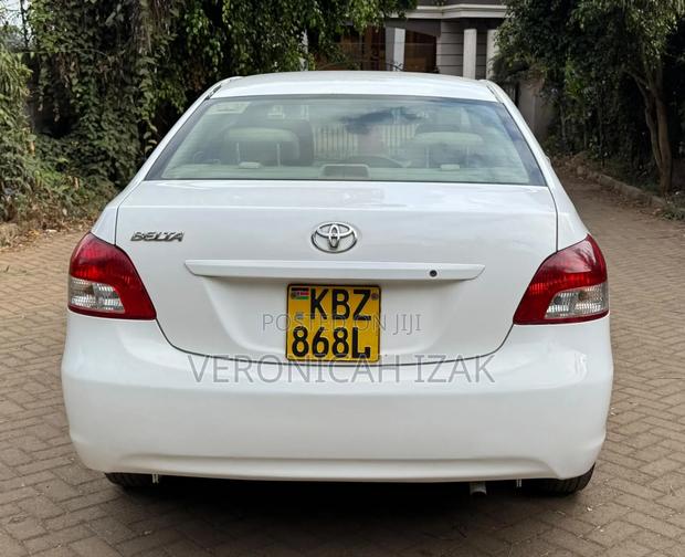 Toyota Belta 2007 White
