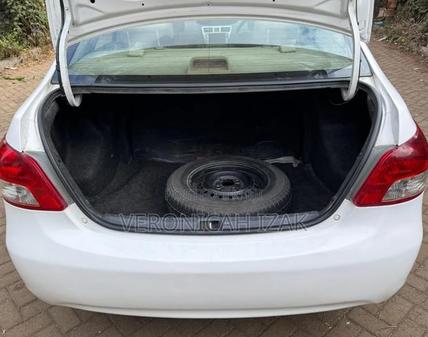Toyota Belta 2007 White