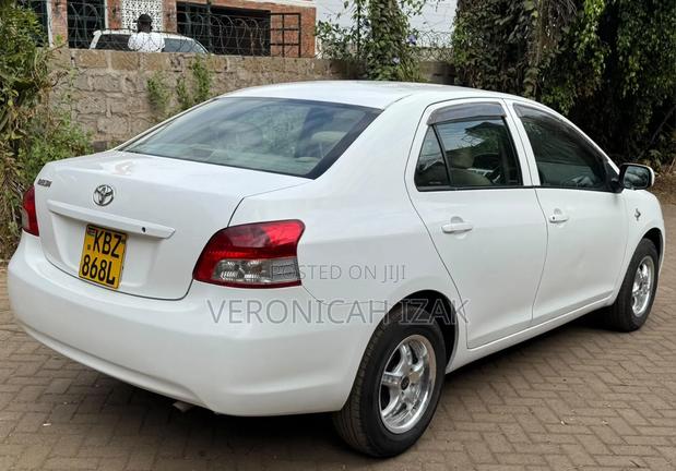 Toyota Belta 2007 White