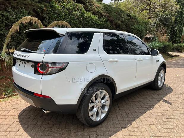 Land Rover Discovery Sport HSE LUX 2015 White