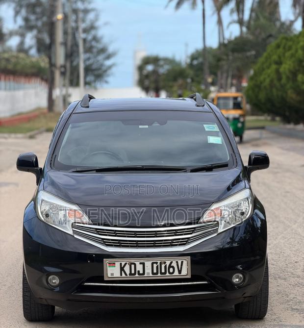 Nissan Note 2015 Black