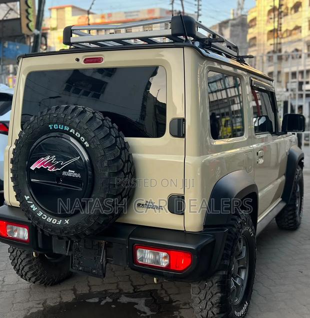 Suzuki Sierra 2018 Gray
