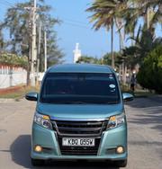 Toyota Esquire 2017 Green for sale