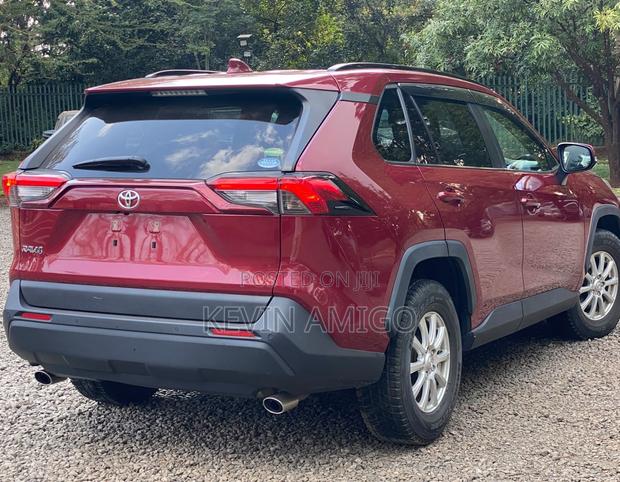 Toyota RAV4 2019 Red