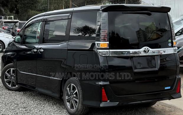 Toyota Voxy 2019 Black