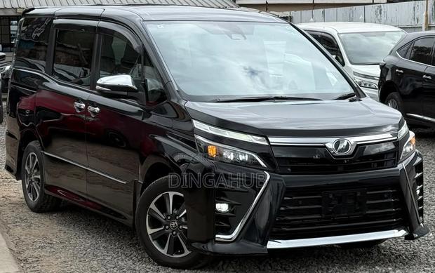 Toyota Voxy 2019 Matt Black