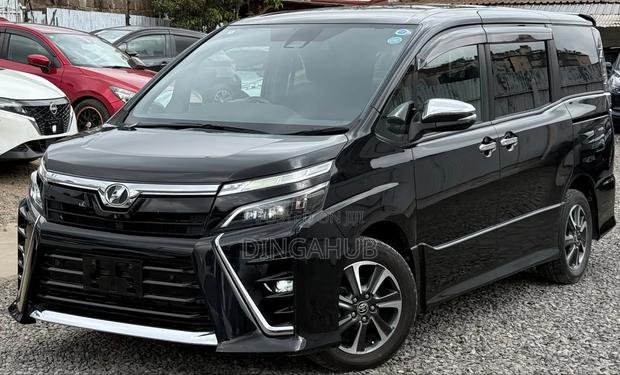 Toyota Voxy 2019 Matt Black