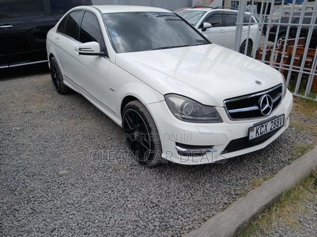 Mercedes-Benz C200 2012 White