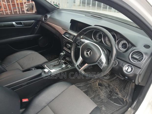 Mercedes-Benz C200 2012 White
