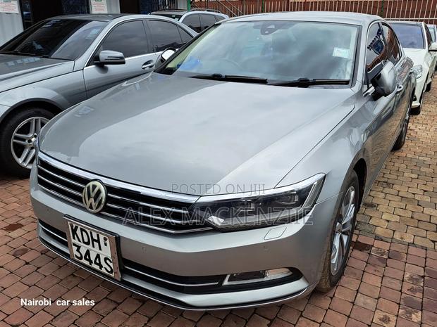 Volkswagen Passat 2015 Silver