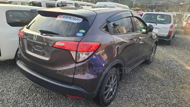 Honda Vezel 1.5 2WD 2019 Brown