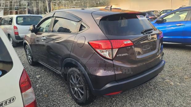 Honda Vezel 1.5 2WD 2019 Brown