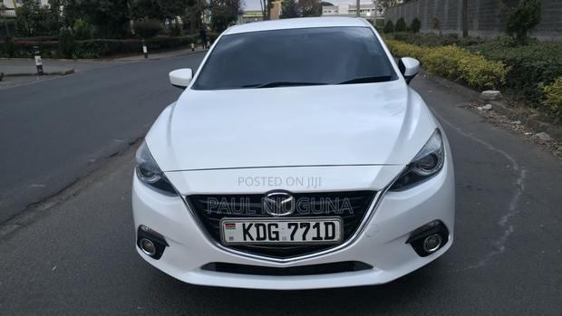 Mazda Axela SV Premium 2014 White