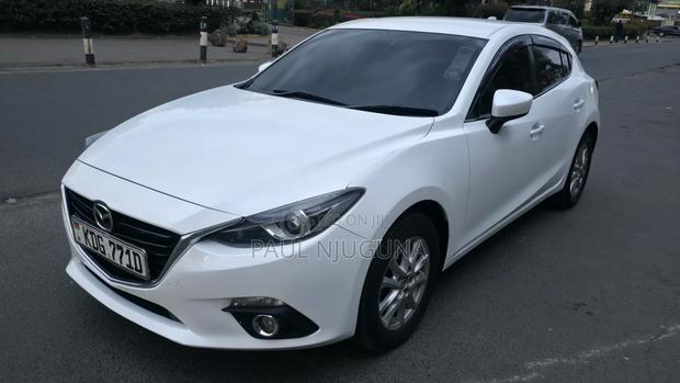 Mazda Axela SV Premium 2014 White