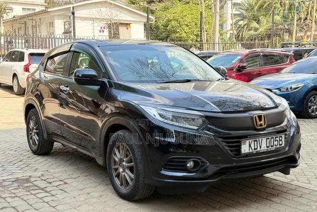 Honda Vezel 2018 Black