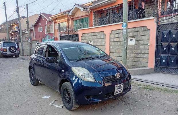 Toyota Vitz 2007 Blue