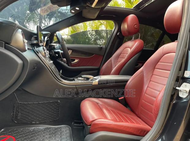 Mercedes-Benz C200 2015 Black