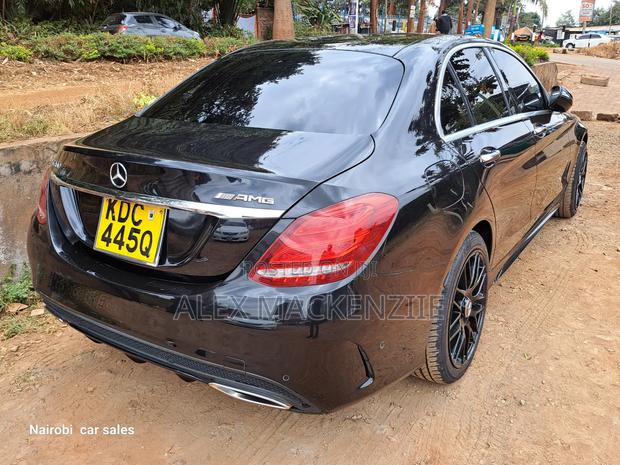 Mercedes-Benz C200 2015 Black