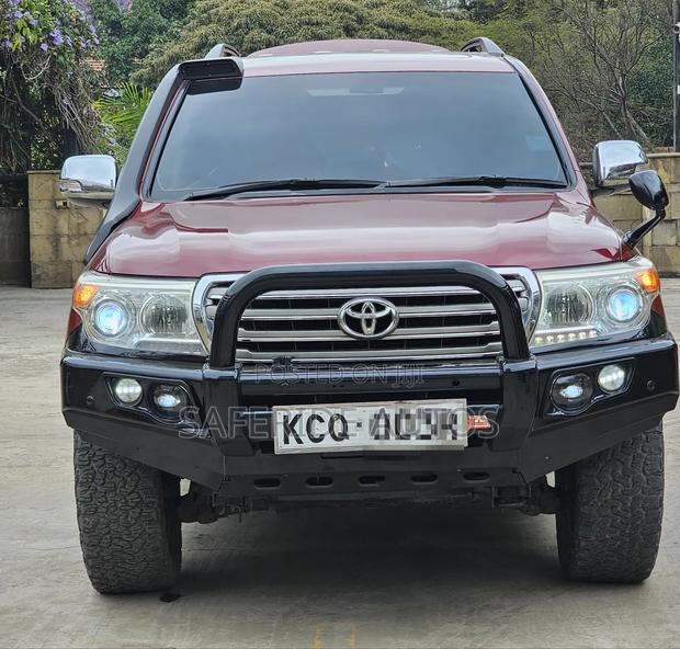Toyota Land Cruiser 4.6 V8 ZX 2013 Maroon