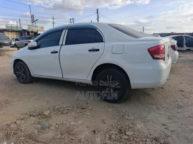 Toyota Axio 2010 White