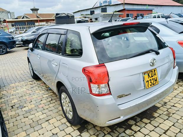 Toyota Corolla Fielder 1.5 Petrol FWD 2013 Silver
