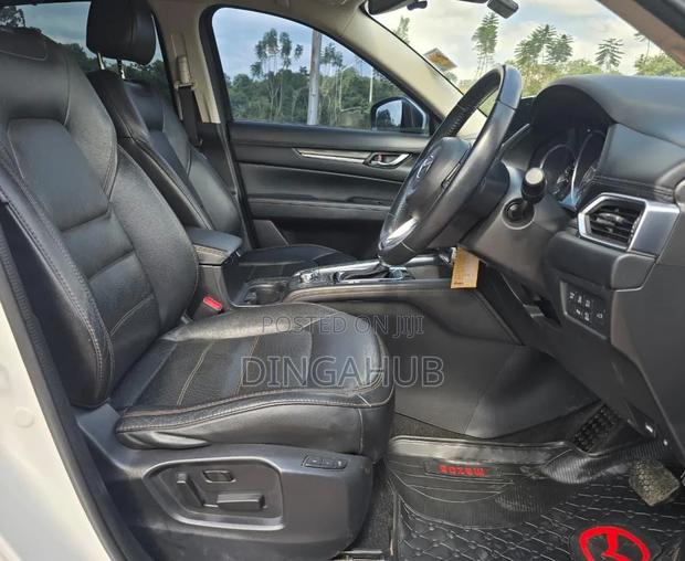 Mazda CX-5 Touring FWD 2017 White
