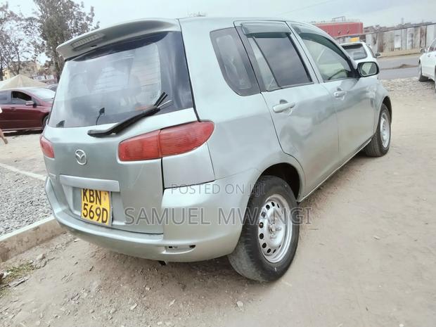 Mazda Demio 2005
