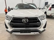 Toyota Hilux 2021 White for sale