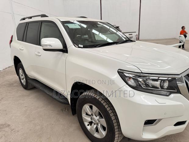 Toyota Land Cruiser Prado 2021 White