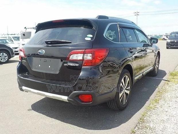 Subaru Outback 2019 Black