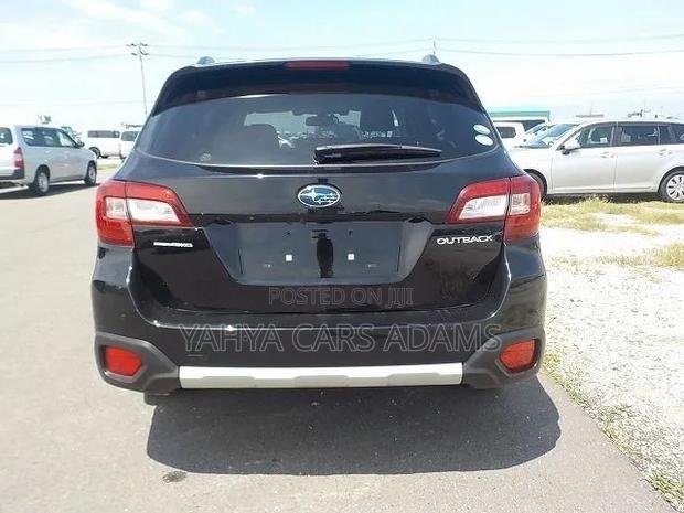 Subaru Outback 2019 Black