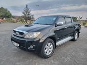 Toyota Hilux 3.0 D-4D 4x4 2012 Black for sale