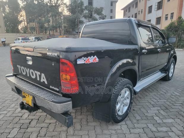 Toyota Hilux 3.0 D-4D 4x4 2012 Black