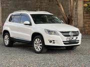 Volkswagen Tiguan 2010 White for sale