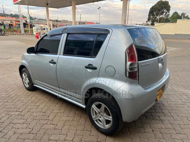 Toyota Passo 2005 Silver