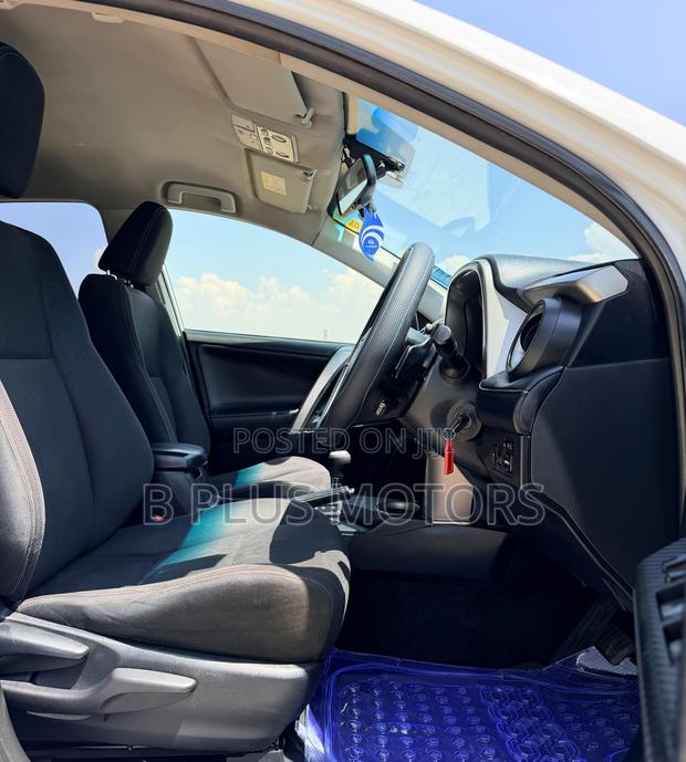 Toyota RAV4 2014 White