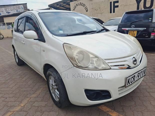 Nissan Note 2011 Pearl