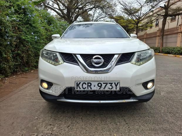 Nissan X-Trail 2014 White