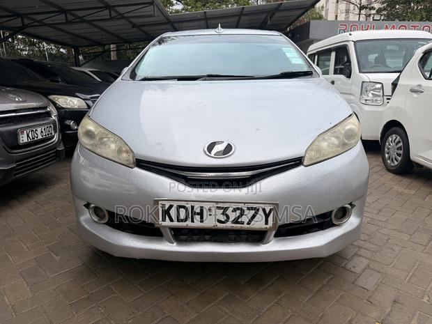 Toyota Wish 2015 Silver
