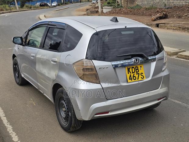 Honda Fit 2012 Silver
