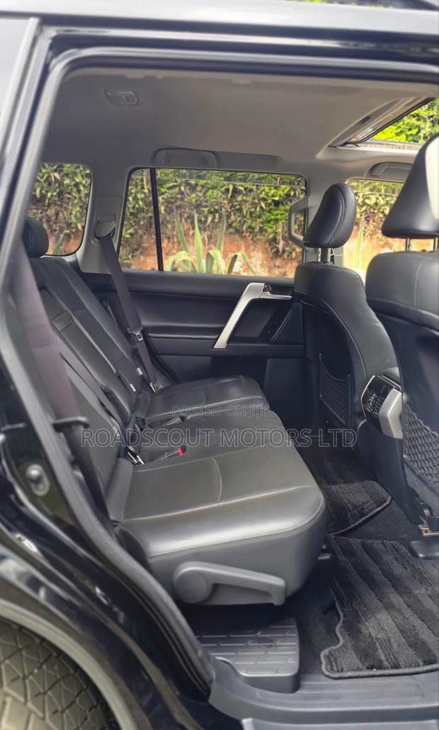 Toyota Land Cruiser Prado 2019 Black